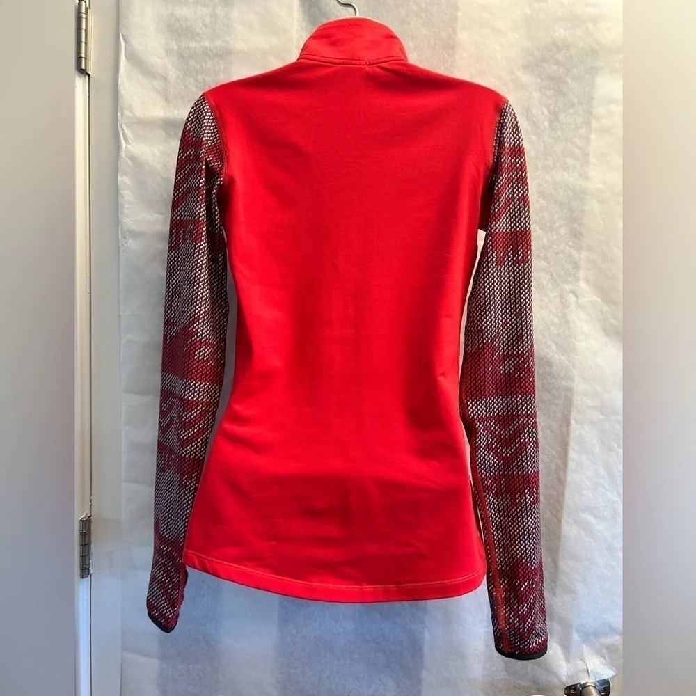 Nike pro fit women’s1/4 zip pull over Aztec performance fleece lined top Sz-M.Y9